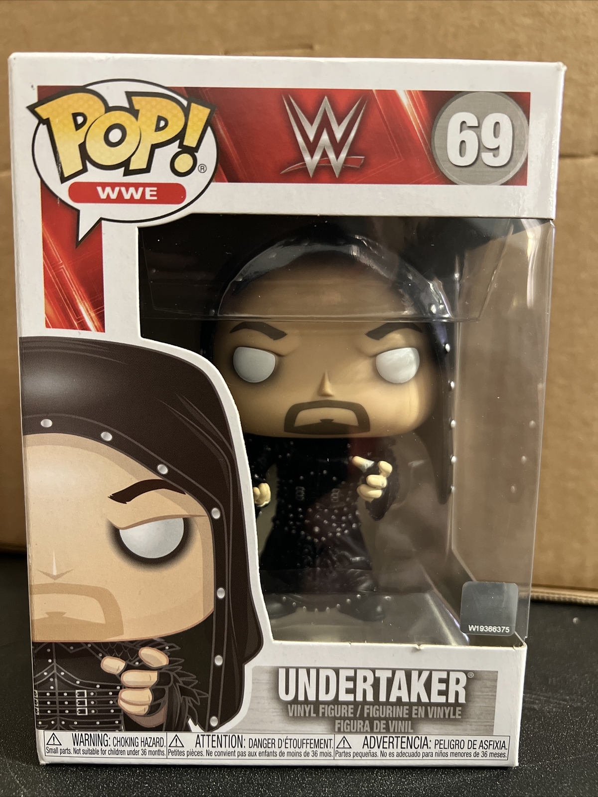 Funko Pop! Wwe #69 Undertaker (Hooded) W/ Protector