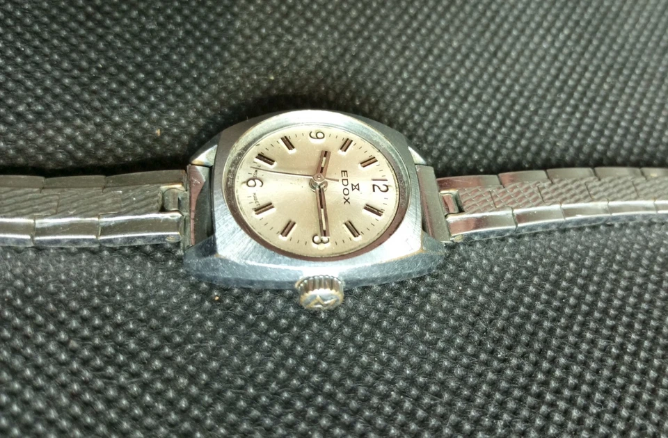 Reloj de pulsera vintage Edox cuerda manual para dama hecho en Suiza. Foto 4 de 4