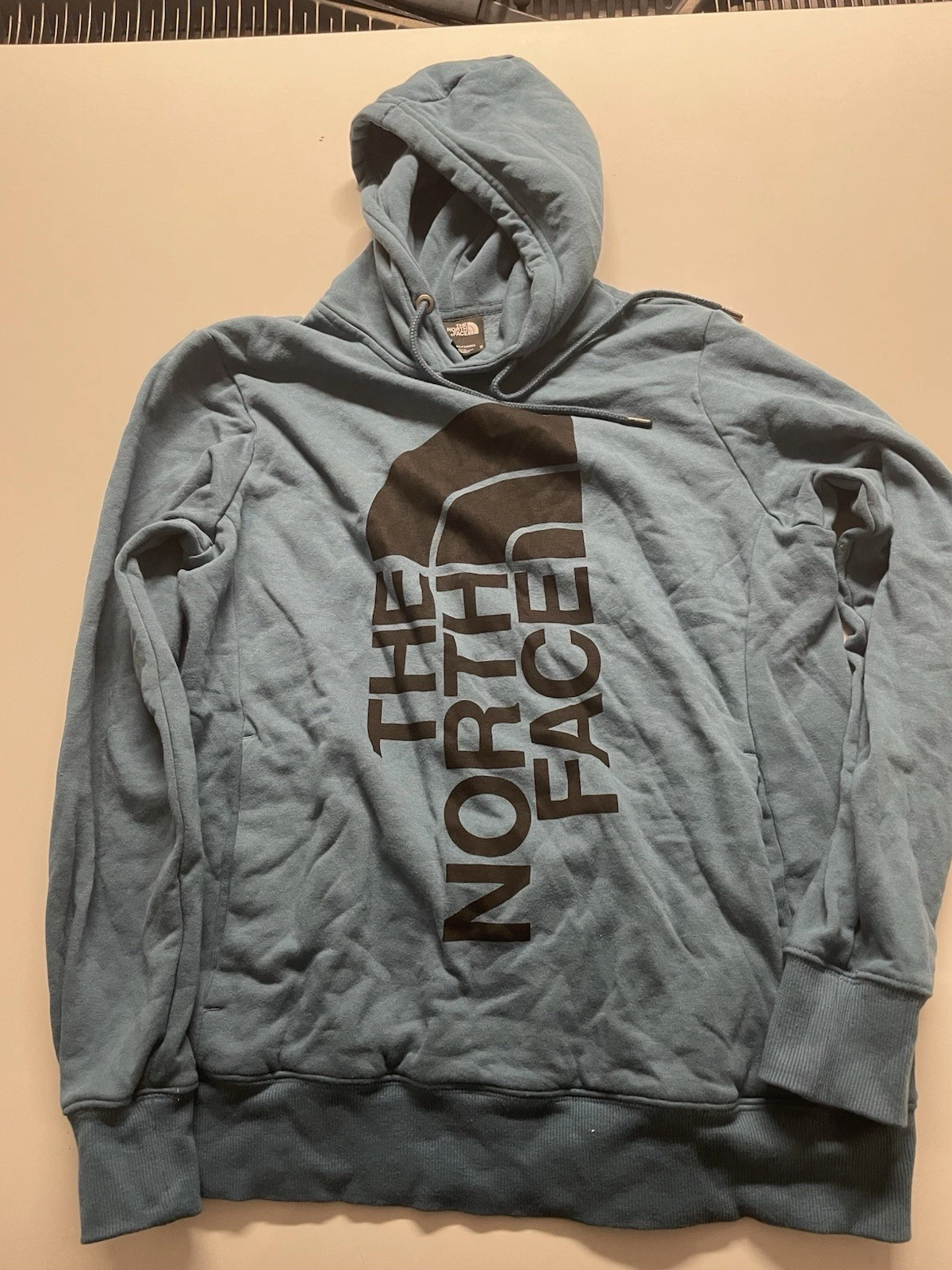 The North Face Women's Pullover Hoodie Light Blue Size M Regular Fit Hooded Logo