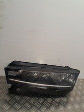 SKODA OCTAVIA MK4 LED PASSENGER SIDE HEADLIGHT DAMAGED 2021 2022 2023 5E8941015