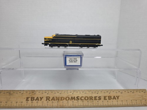 Locomotora diésel Life Like N escala 7054 Erie 857 Alco PA ex/caja funciona bien leer | Zustand: Used