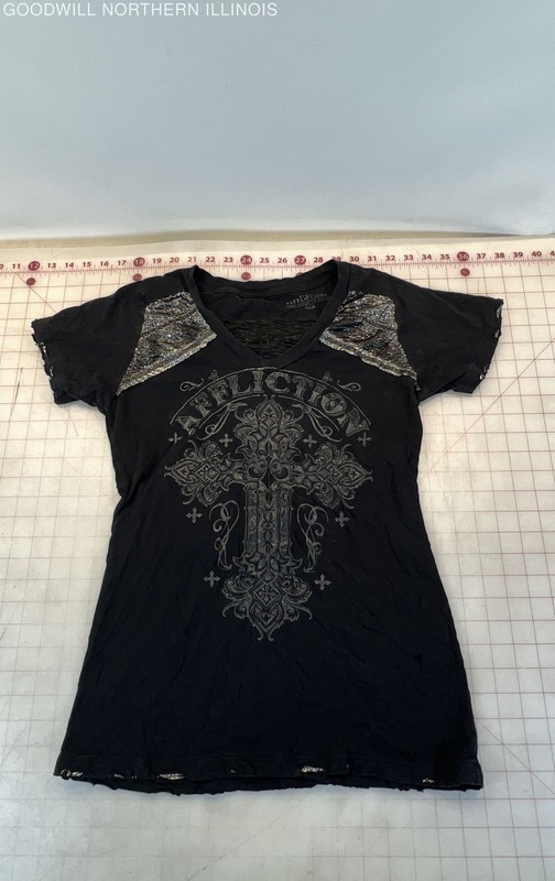 Women's Affliction Black Gray Metallic Panels Ornate Floral Cross T-shirt Size L