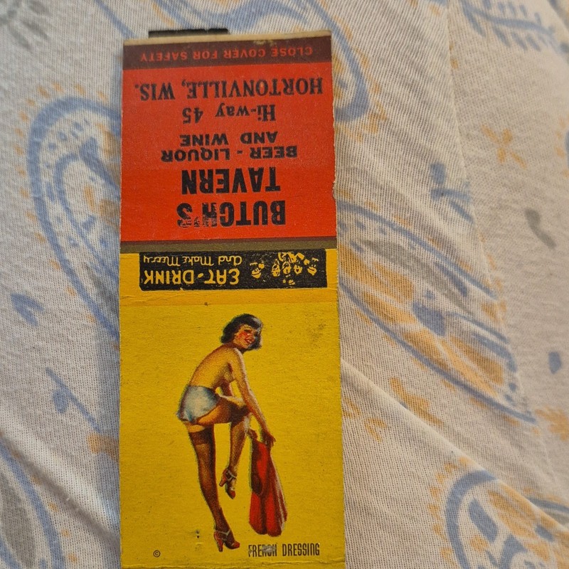 Vintage Butch’s Tavern Matchbook Pinup Cover Hortonville WI Hi-way 45