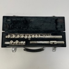 Yamaha 221 Flute Made in Japan w/ Case Cleaning Rod Untested