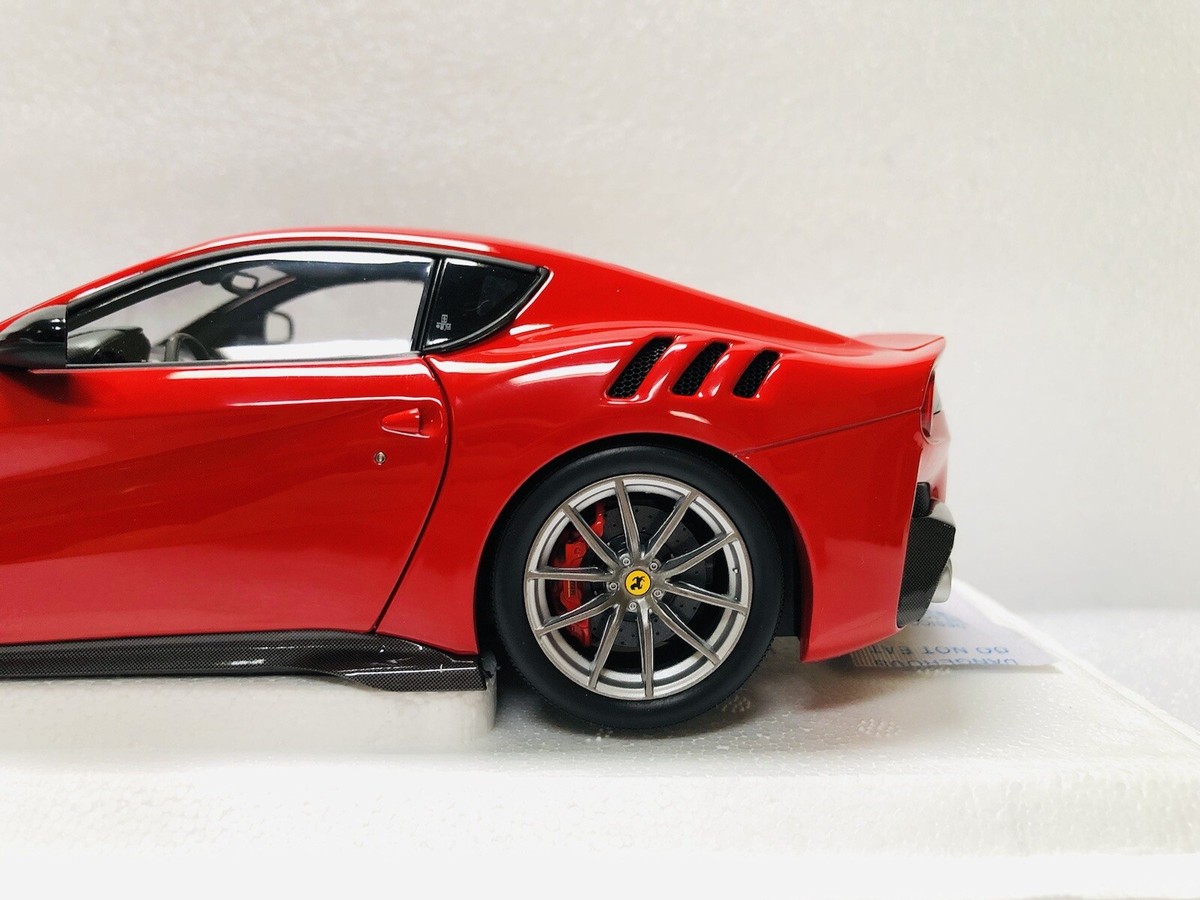 1/18 BBR Ferrari F12 TDF Rosso Corsa 322 Diecast Full Open Version