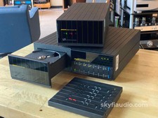 Meridian Compact Disc Player 200 W/meridian 203 D/a Processor & Upgraded Remote