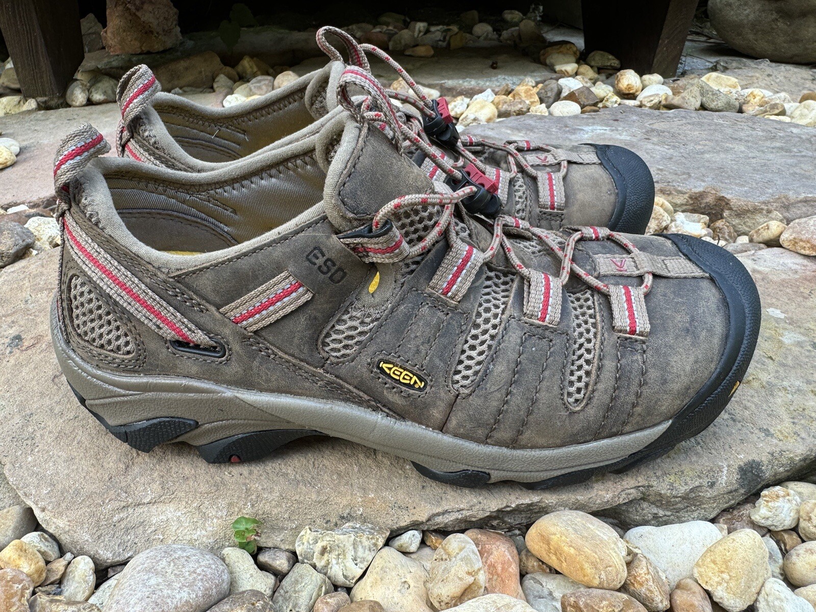 Scarpe Keen Atlanta Cool ESD scarpe da lavoro punta acciaio donna taglia 9 5 M usate in ottime condizioni