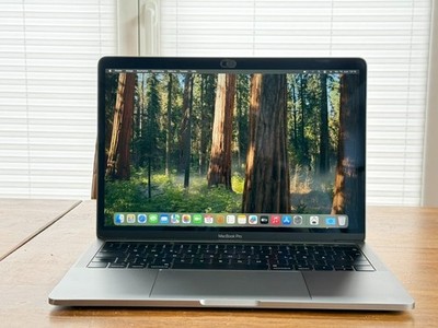 Apple MacBook Pro 13'' 2018 Intel Core i5 - 16GB RAM - 512GB