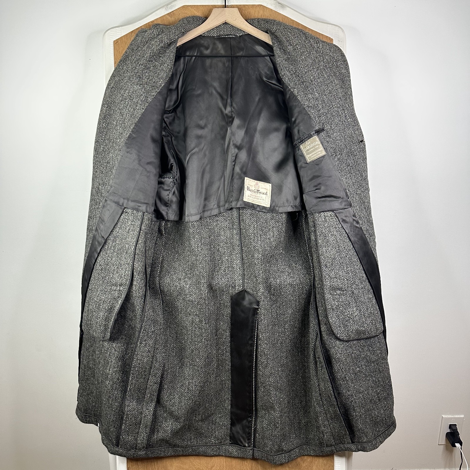 VTG Harris Tweed Overcoat Mens 44 Gray Herringbone Wool Notch Lapel Topcoat 60s image 5