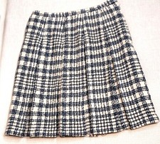 Vintage Wool Pleated Skirt - Navy and off-white plaid. Teens 24" waist