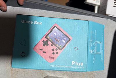 Game Box Plus Handheld System TV Out Composite RCA 480p 512MB Pink/Blue