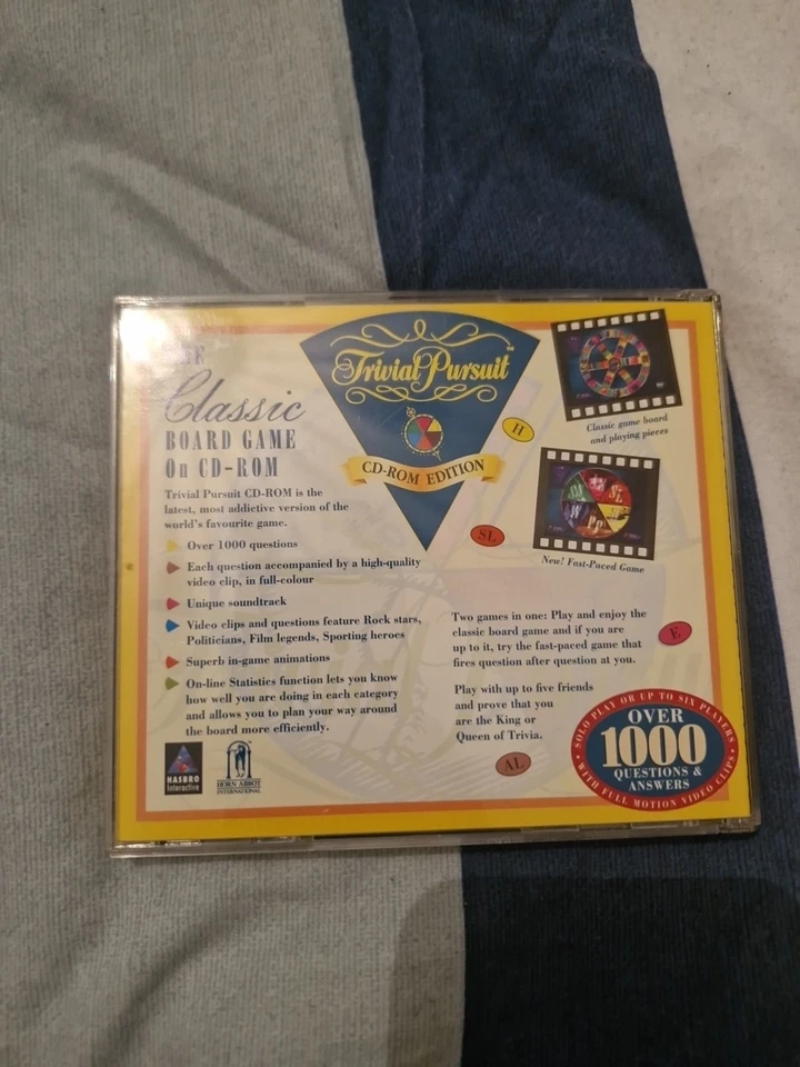 TRIVIAL PURSUIT Classic Board Game CD-ROM EDITION Windows 95+ Hasbro Video Quiz - Image 2 of 4