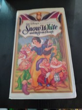 Snow White And The Seven Dwarfs (VHS)