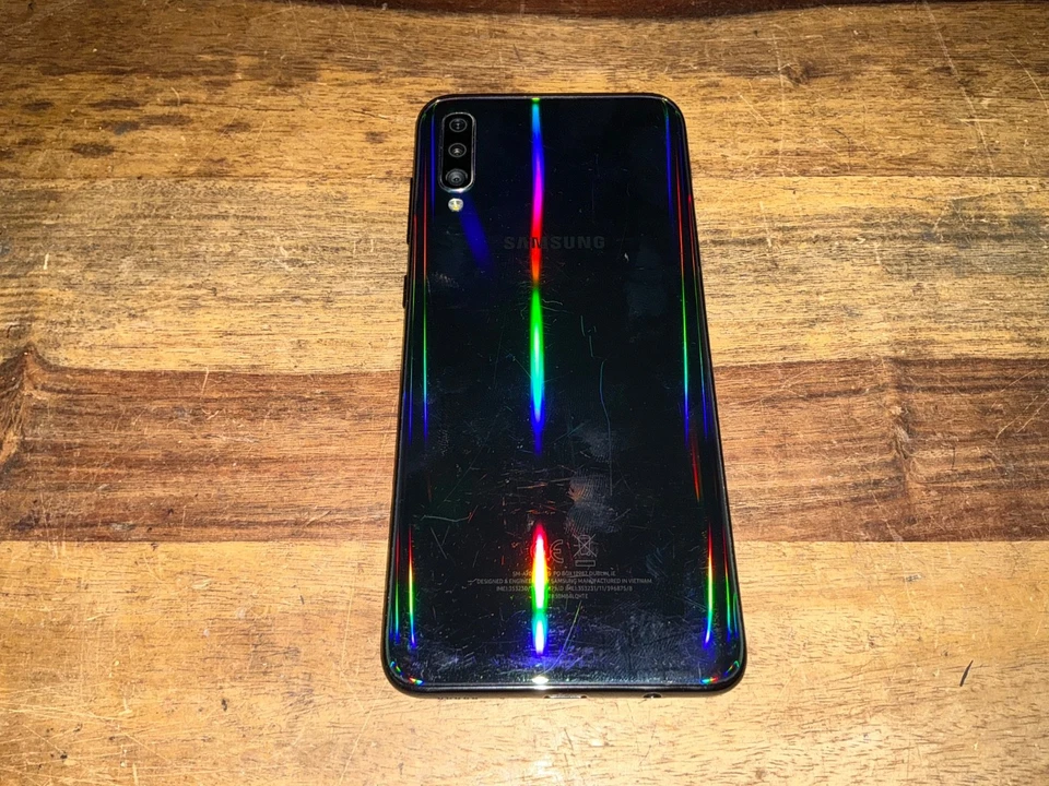 Samsung Galaxy A70 · 128GB, photo 2 of 4