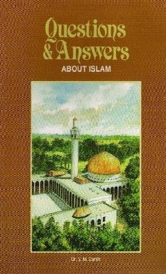 Questions and Answers About Islam by Darsh, S.M. Paperback / softback Book The