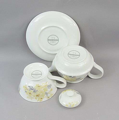 Laura Ashley APPLE BLOSSOM Yellow Bone China Tea For One - Picture 10 of 11