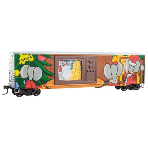 Micro-Trains HO 5900-001 Navidad 2024 Vacaciones TV Boxcar Kit Grit-N-Grime | Zustand: New