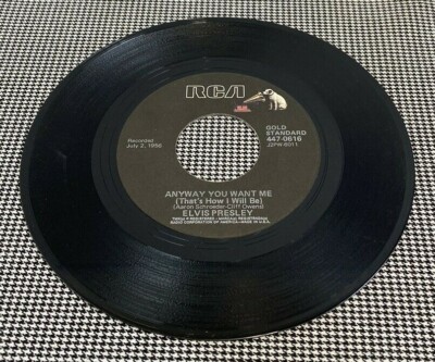 ELVIS PRESLEY - LOVE ME TENDER / ANYWAY YOU WANT ME - 1977 VINYL 7'' (TY-797)