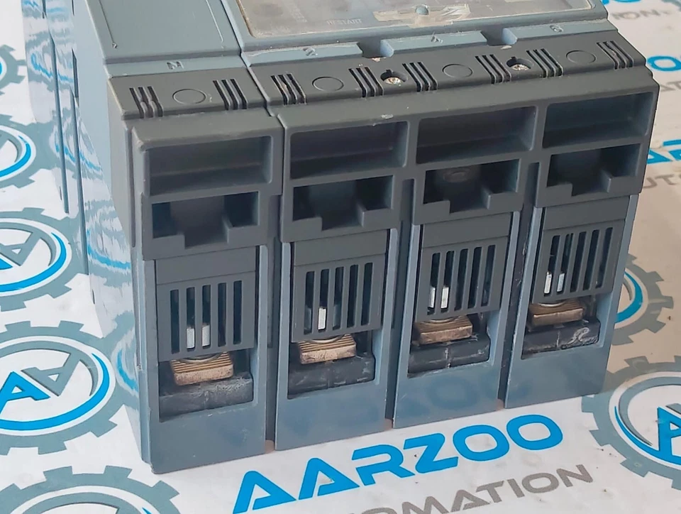 Siemens 3VT2725-2AA46-0AA0 Circuit Breaker 4Pole 250A. SIEMENS | USED - Image 3 of 4