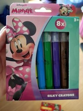 Hasbro Minnie Mouse Seidenweiche Wachsmalstifte 8 tolle Farben mit Kappe