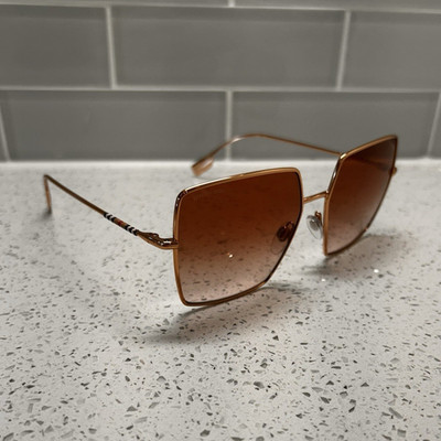 Burberry Oversized Square Sunglasses Rose Gold Metal Frame Brown Gradient