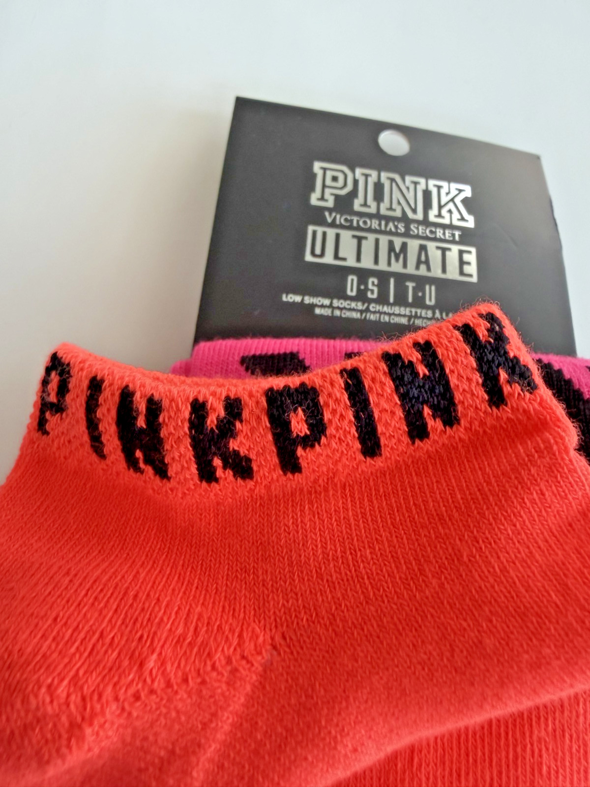 2 PAIRS VICTORIA'S SECRET PINK LOGO ULTIMATE CREW HOT PINK LOW SHOW SOCKS NEW image 4