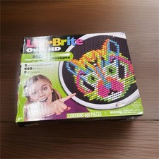 Lite-Brite Oval HD High-Def Light Up Designs Set w/ Pegs & Instructions, 6+