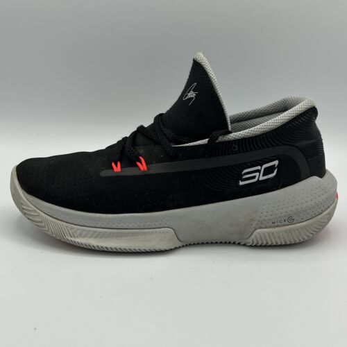 Czarne buty do koszykówki męskie Under Armour SC 3Zero III 3022048-001 sznurowane rozmiar 6y - Zdjęcie 1 z 5