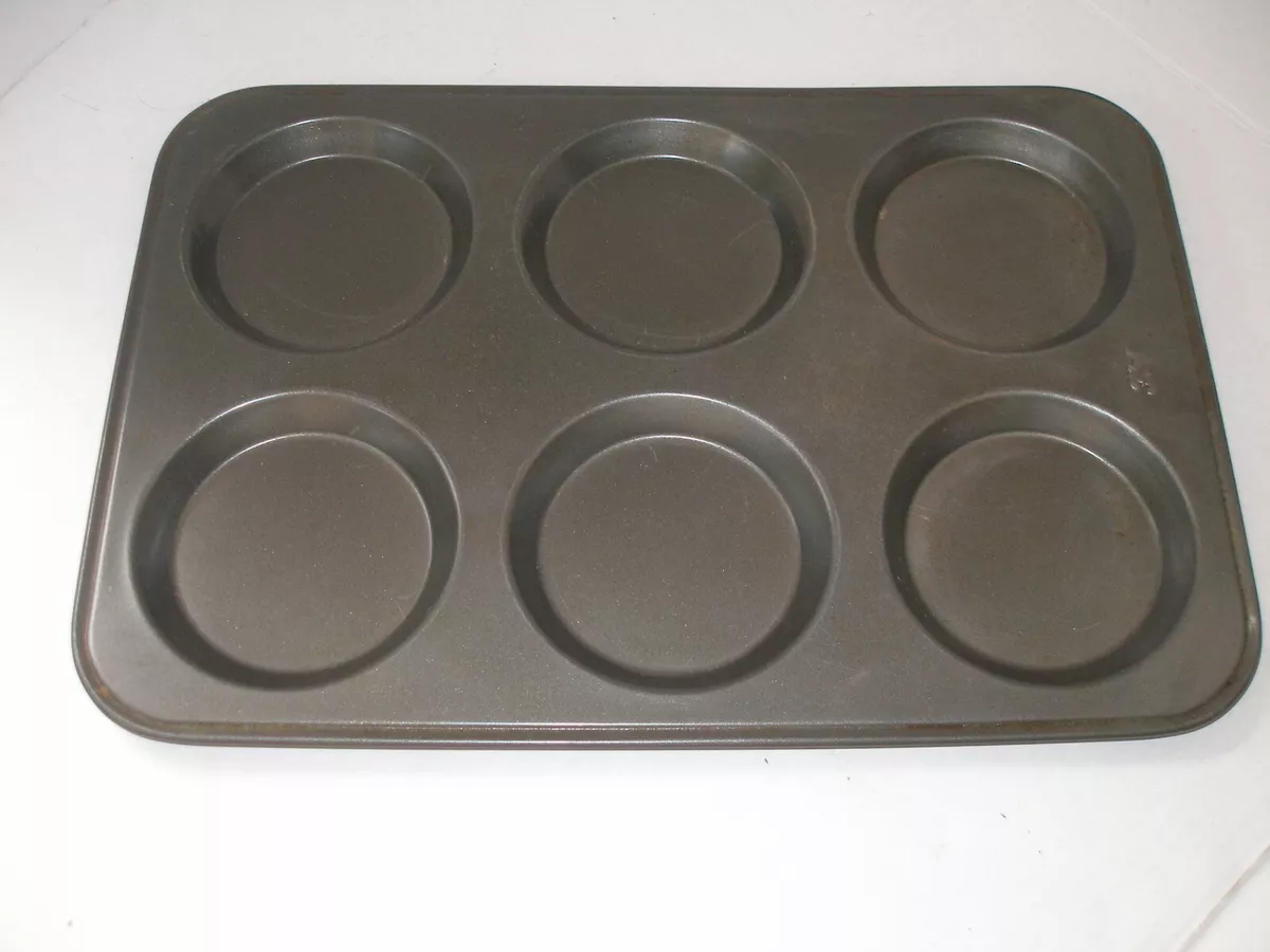 Shallow muffin clearance pan