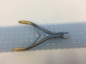 V Mueller Surgical Orthopedic 4-3/4in (12.1cm) Nail Nippers OS3063