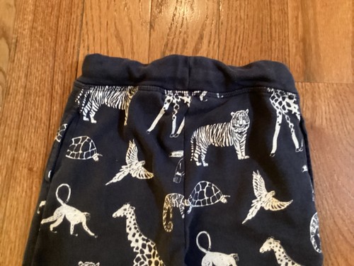 H & M Boy 3/4 Navy Cotton Polyester Sweatpants w/ Navy & White Jungle Animals - Picture 9 of 12
