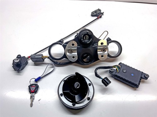 2019 Triumph Street Triple 765 RS Lock Set - T2501402