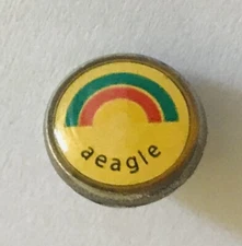 AEAGLE American Eagle Outfitters Clothing Advertising Pin Badge Vintage (A10)