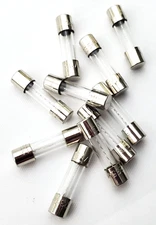 Lot of 10 Littelfuse 5 Amp 125 Volt 5 x 20 mm Fast Acting Glass Fuses 235