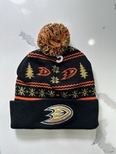 Anaheim Ducks Holiday Beanie NHL Hockey Winter Pom Black Knit Cuffed Cap TCL NEW