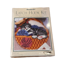 WonderArt Caron Cat Nap Latch Hook Kit R017 24  Round Sealed USA