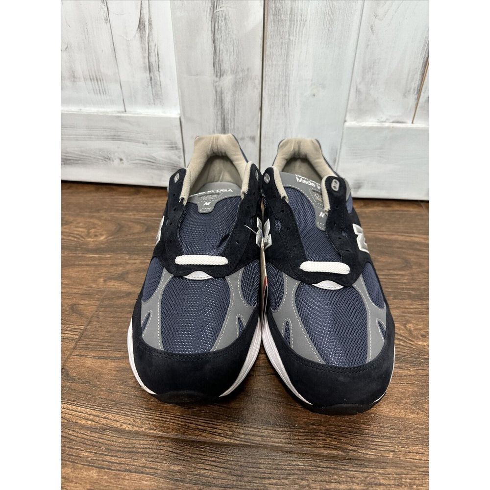 NIB New Balance 993 Kith Made In USA Navy Blue MR993NV Men's NIB New Balance 993 Kith Made In USA Navy Blue MR993NV Men's
