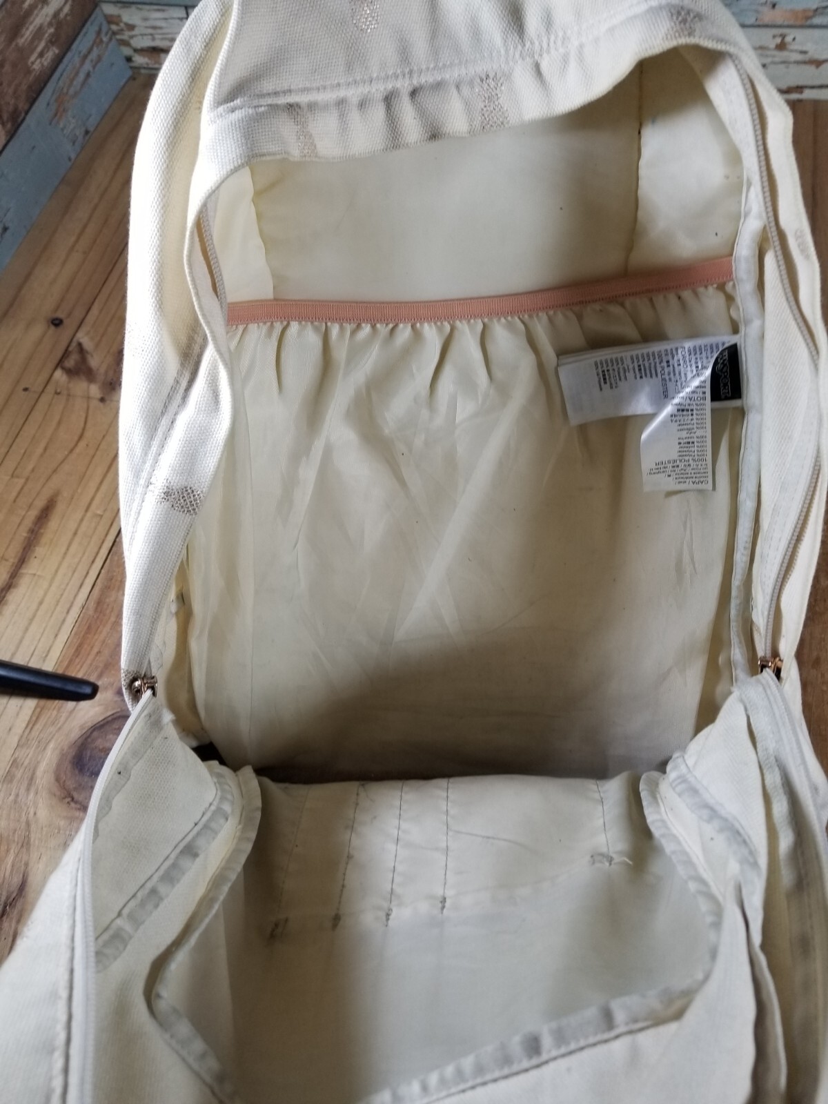 Jansport Backpack Pineapple With Leather Bottom Gem