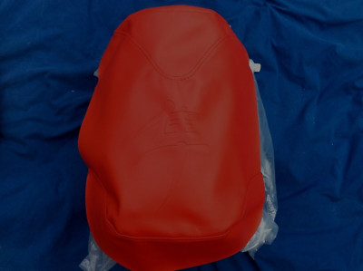 Red SEAT COVER + cool imprint Japanese Letter for 2002-2017 Honda Ruckus NPS50 