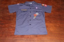 Boy Scouts of America BSA Youth Shirt Blue Large Glued Patches Short Sleeve
