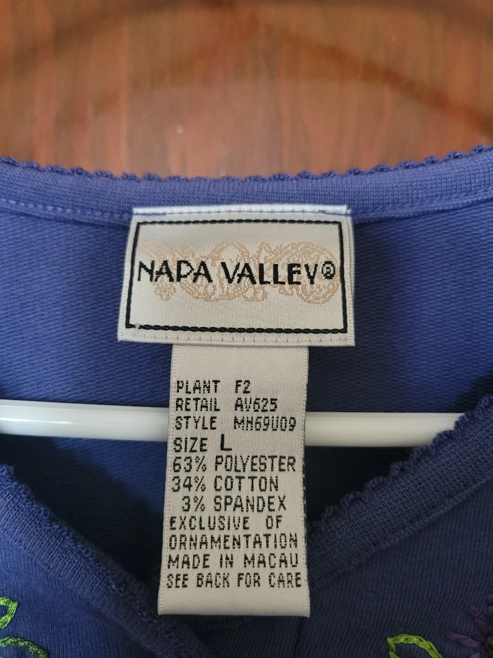 Sudadera para mujer Napa Valley manga larga floral bordada talla grande Foto 4 de 4