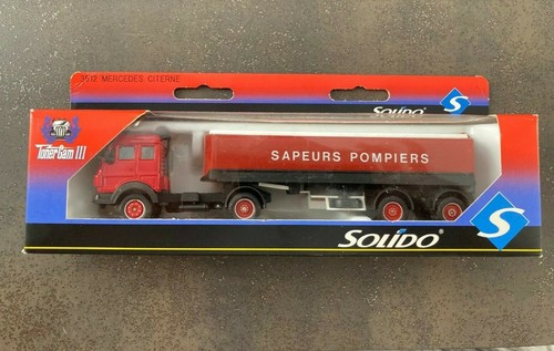 CAMION MERCEDES SEMI-REMORQUE AVEC PLATEAU MAJORETTE 1/100 SANS BOITE