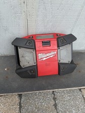 Milwaukee brand M12 Jobsite AM/FM Portable Radio 2590-20 -No Battery Included