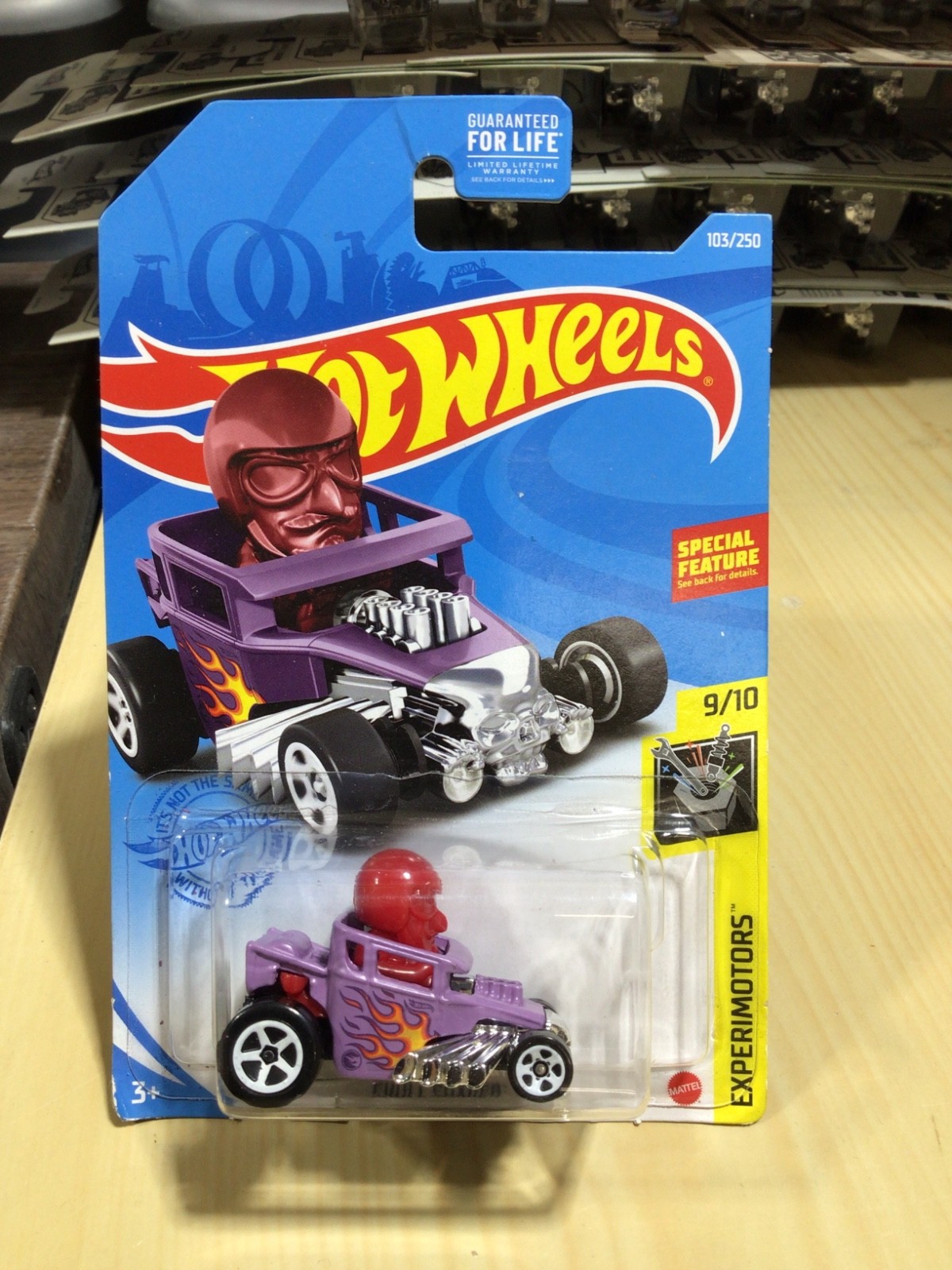 HOT WHEELS TREASURE HUNT 2022 BONE SKULL SHAKER