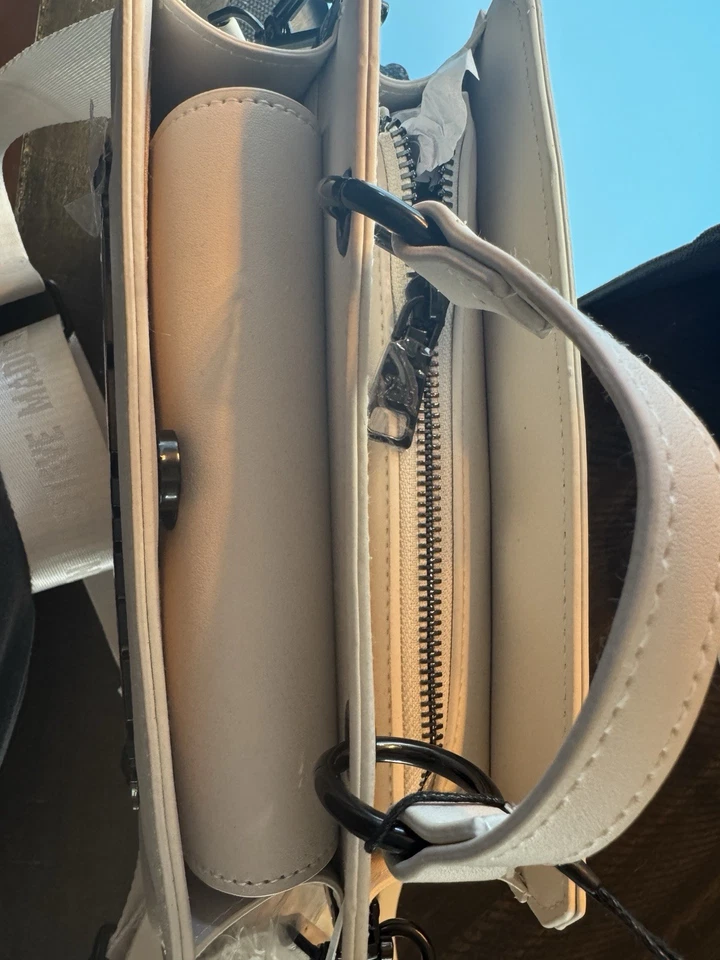 НОВЫЙ С ЯРЛЫКАМИ STEVE MADDEN BEVELYN BATS СУМКА ЧЕРЕЗ ПЛЕЧО W КРЕДИТНОЙ КАРТЫ ЧЕХОЛ МЕЛ - Изображение 3 из 3