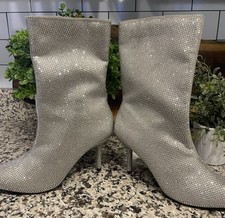 Women s Size 7 Silver Rhinestone Covered Boots NWOB