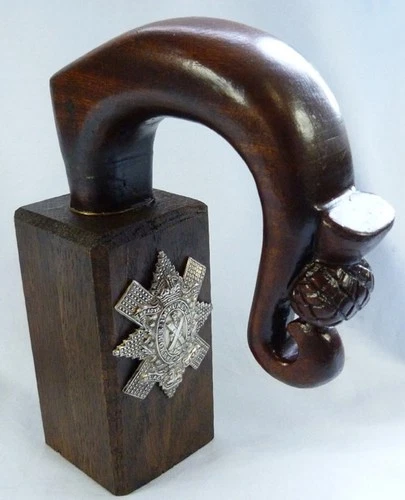 RARE BRITISH ARMY BLACK WATCH REGIMENT WOODEN CROOK TOP