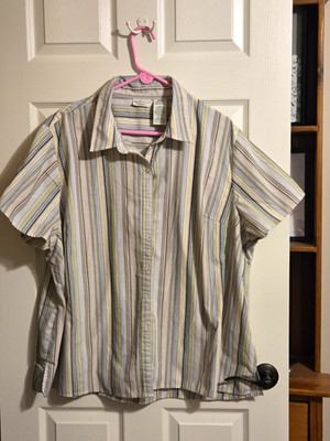 White Stag Women s Plus 4X Striped Woven Collared Short Sleeve Button-Up Shirt