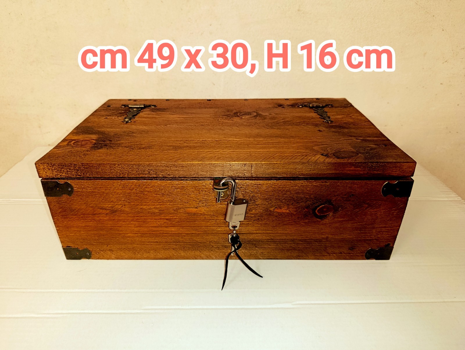 Foto 1 di 12