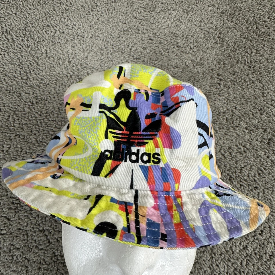 Adidas Sombrero Cubo Para Hombres Multicolor Love Unites Orgullo Trifolio Gráfico Ropa de Calle Foto 4 de 4